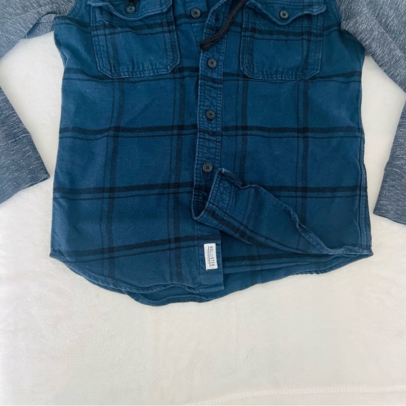 Hollister Plaid Flannel Shirt with Jersey Hood - Picture 6 of 6